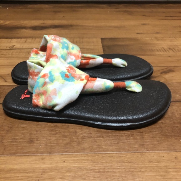 Sanuk Yoga Mat Sling Flip Flop Sandals - Picture 4 of 8